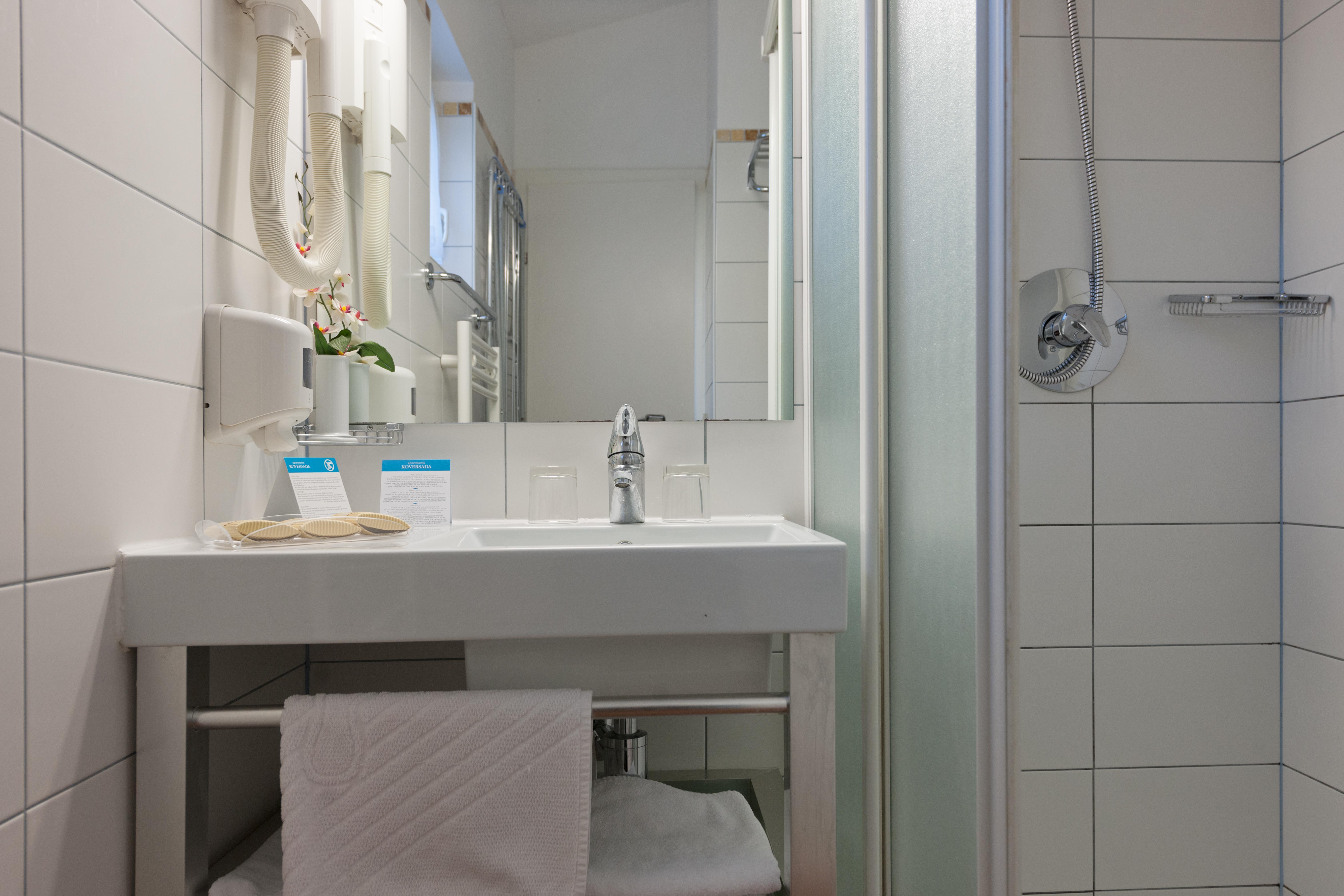 Maistra Select Koversada Naturist Apartments Vrsar Buitenkant foto